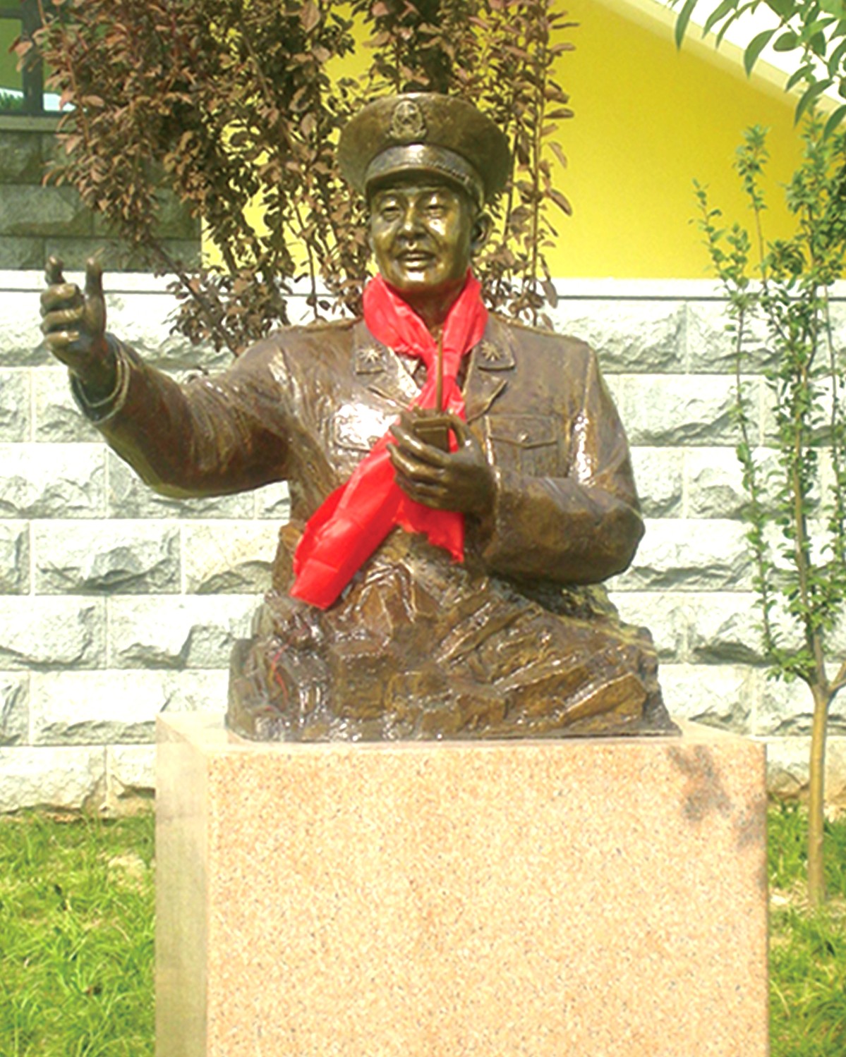 杨业功