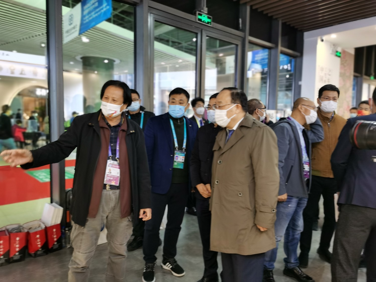 5山东省商务部副部长王炳南、任鸿斌